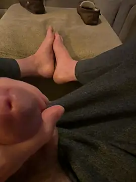 Feettlover69 online show from 18, 5, 2026