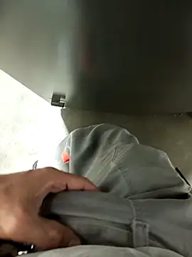 Snapshot of Din0071 chatting on 7, 12, 2024 Din0071 online show from 7, 12, 2024