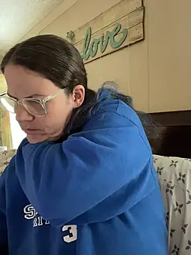 velvetta  online show from 18, 11, 2025