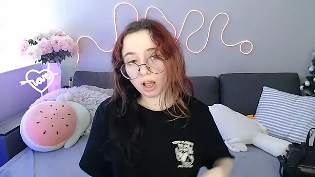 Mini Diva online show from 2, 3, 2026