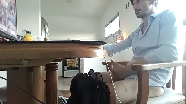 nicolaaaaas online show from 14, 3, 2025