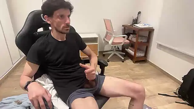 nicolaaaaas online show from 6, 10, 2025