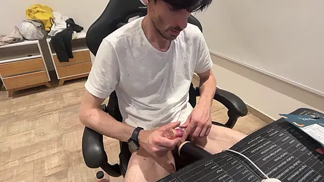 nicolaaaaas online show from 1, 11, 2025