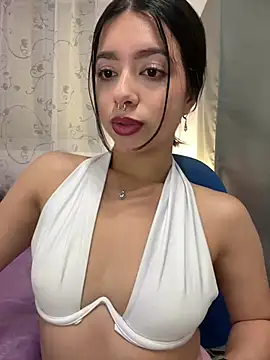 Snapshot of AliceJovovich chatting on 30, 12, 2024 AliceJovovich online show from 30, 12, 2024