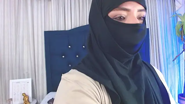 Snapshot of Uzra_hayed chatting on 28, 12, 2024 Uzra hayed online show from 28, 12, 2024