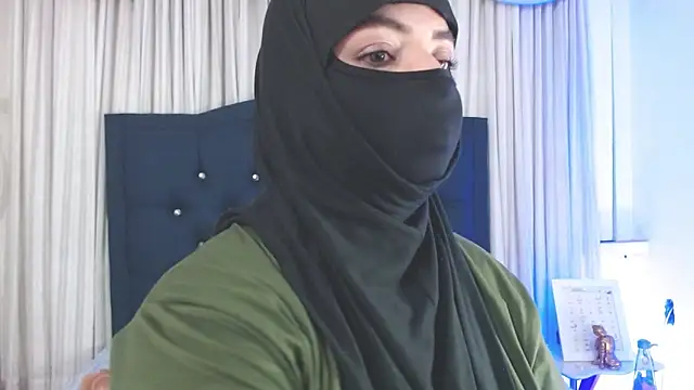 Snapshot of Uzra_hayed chatting on 15, 1, 2025 Uzra hayed online show from 15, 1, 2025