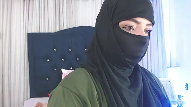 Snapshot of Uzra_hayed chatting on 18, 1, 2025 Uzra hayed online show from 18, 1, 2025
