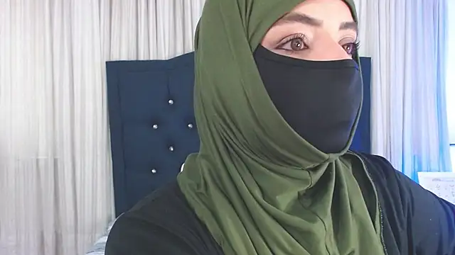 Snapshot of Uzra_hayed chatting on 24, 1, 2025 Uzra hayed online show from 24, 1, 2025