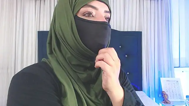 Snapshot of Uzra_hayed chatting on 30, 1, 2025 Uzra hayed online show from 30, 1, 2025