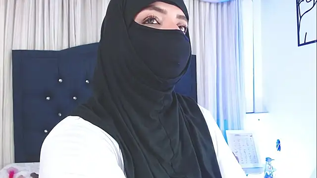 Snapshot of Uzra_hayed chatting on 12, 2, 2025 Uzra hayed online show from 12, 2, 2025