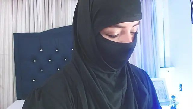 Snapshot of Uzra_hayed chatting on 21, 2, 2025 Uzra hayed online show from 21, 2, 2025