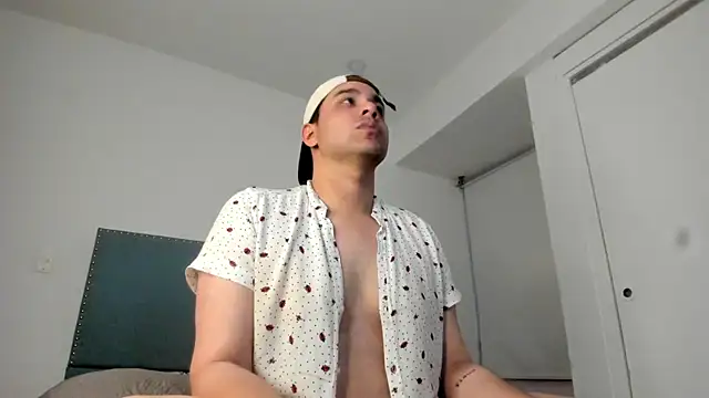 Latin boy surprisee online show from 3, 7, 2026