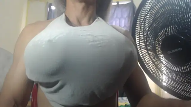 DanielaMuscleTS online show from 17, 12, 2025