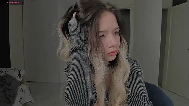 KellyBarton online show from 5, 12, 2024