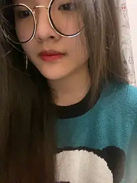 Krixxi22 online show from 6, 2, 2025