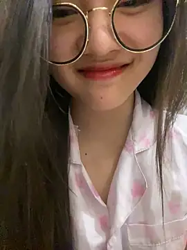 Krixxi22 online show from 9, 3, 2025