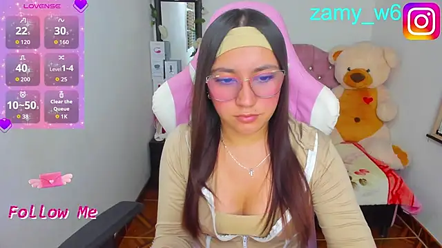 Snapshot of karla_cute01 chatting on 3, 5, 2026 karla cute01 online show from 3, 5, 2026