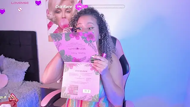 Kenia tompson01 online show from 29, 10, 2025