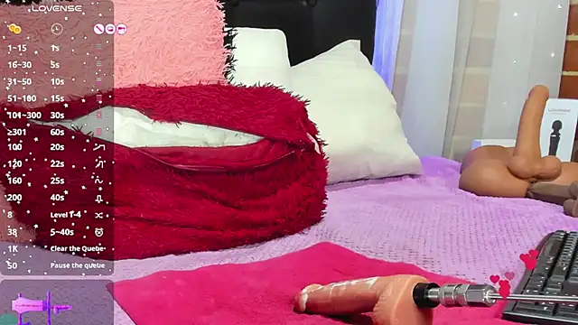 Hanna horny  online show from 28, 2, 2025