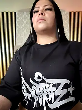 martinna tay online show from 7, 4, 2026