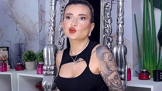 NightshadeIris online show from 19, 3, 2026