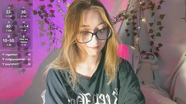 Snapshot of monlight__dana chatting on 6, 12, 2024 monlight  dana online show from 6, 12, 2024