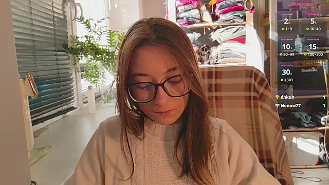 Snapshot of monlight__dana chatting on 8, 3, 2025 monlight  dana online show from 8, 3, 2025