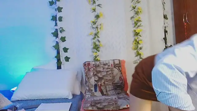 Snapshot of cattaleya1476 chatting on 11, 2, 2025 cattaleya1476 online show from 11, 2, 2025