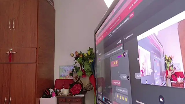 Snapshot of cattaleya1476 chatting on 15, 10, 2025 cattaleya1476 online show from 15, 10, 2025