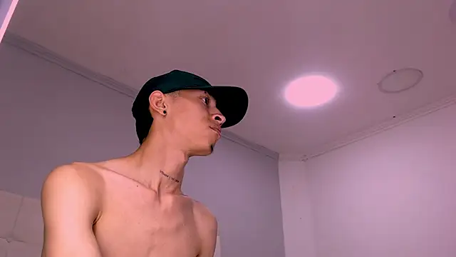 Snapshot of Smith_maicol chatting on 9, 11, 2025 Smith maicol online show from 9, 11, 2025