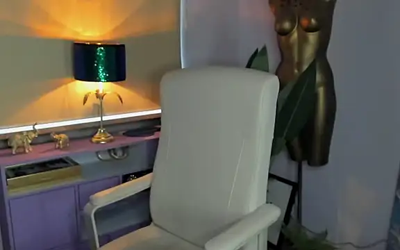 sarah perfect online show from 5, 10, 2025