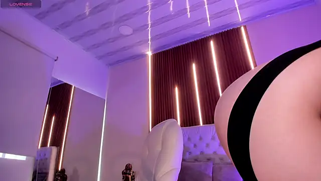 sweetty paulina online show from 14, 10, 2025