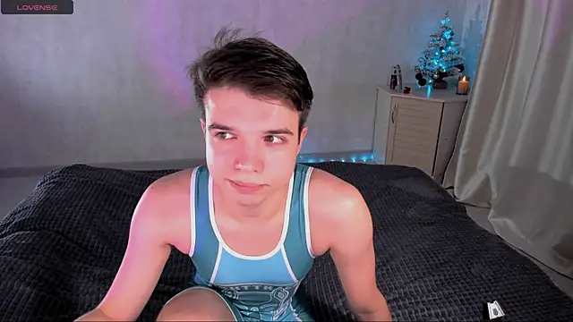 Snapshot of tailer_ chatting on 19, 12, 2025 tailer online show from 19, 12, 2025