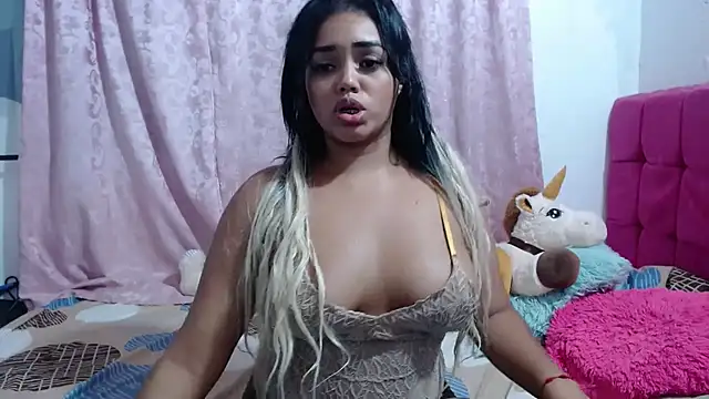 kiara milf  online show from 21, 3, 2025