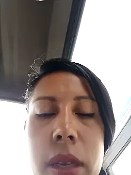 Snapshot of _andrea30 chatting on 17, 12, 2024 andrea30 online show from 17, 12, 2024