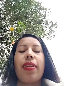 Snapshot of _andrea30 chatting on 23, 12, 2024 andrea30 online show from 23, 12, 2024