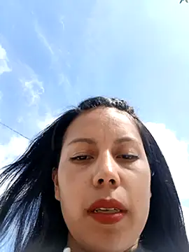 Snapshot of _andrea30 chatting on 4, 1, 2025 andrea30 online show from 4, 1, 2025