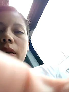 Snapshot of _andrea30 chatting on 8, 1, 2025 andrea30 online show from 8, 1, 2025