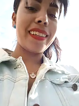 Snapshot of _andrea30 chatting on 21, 3, 2025 andrea30 online show from 21, 3, 2025