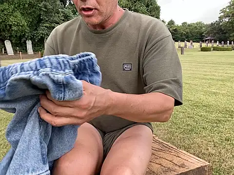 Snapshot of ge3noxxx chatting on 9, 10, 2025 ge3noxxx online show from 9, 10, 2025