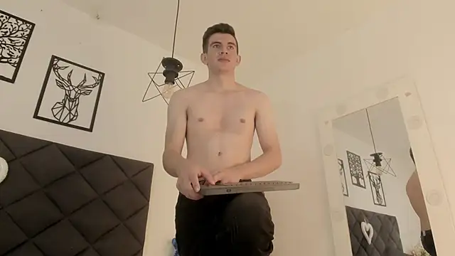 MikaelSlow online show from 20, 2, 2025