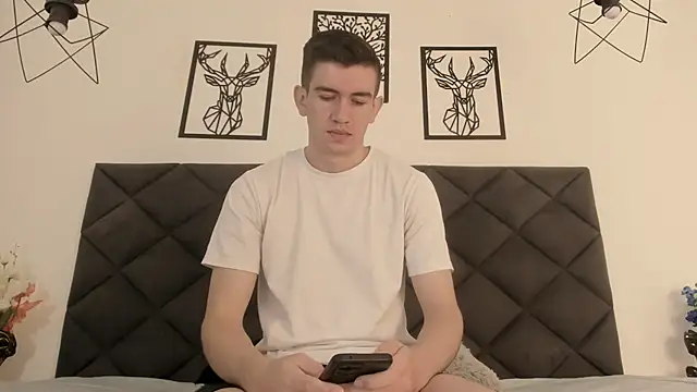 MikaelSlow online show from 12, 3, 2025