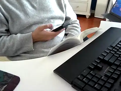 big-pig online show from 2, 1, 2025