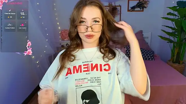 Diana twerk online show from 11, 9, 2025