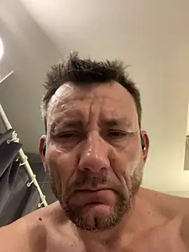 Snapshot of laputedudoc chatting on 17, 12, 2025 laputedudoc online show from 17, 12, 2025