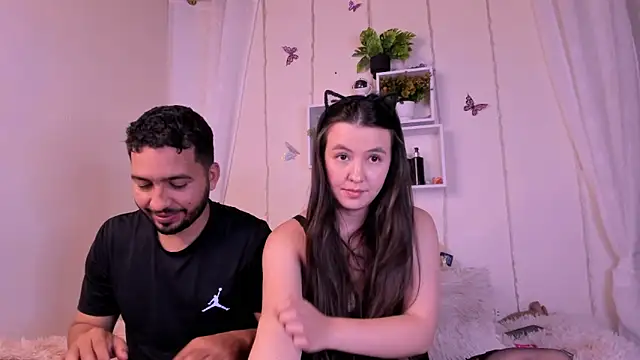 Idara and Edahi01 online show from 22, 2, 2025