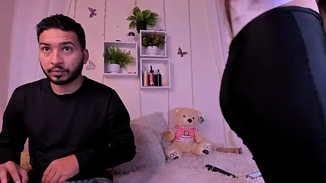 Idara and Edahi01 online show from 23, 2, 2025