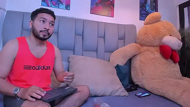 Idara and Edahi01 online show from 28, 2, 2025