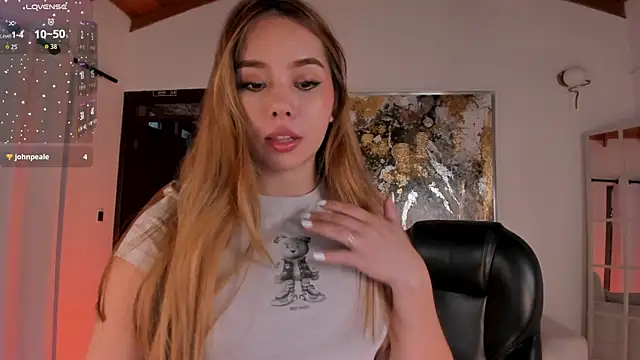 CarolineGraceX online show from 14, 11, 2025