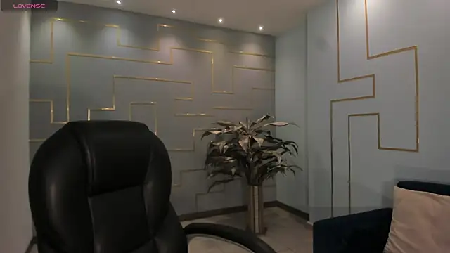 DonnaStonne online show from 23, 2, 2025